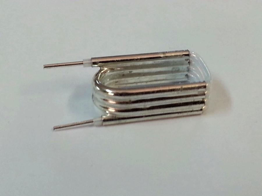 Type U broadband RF transformer